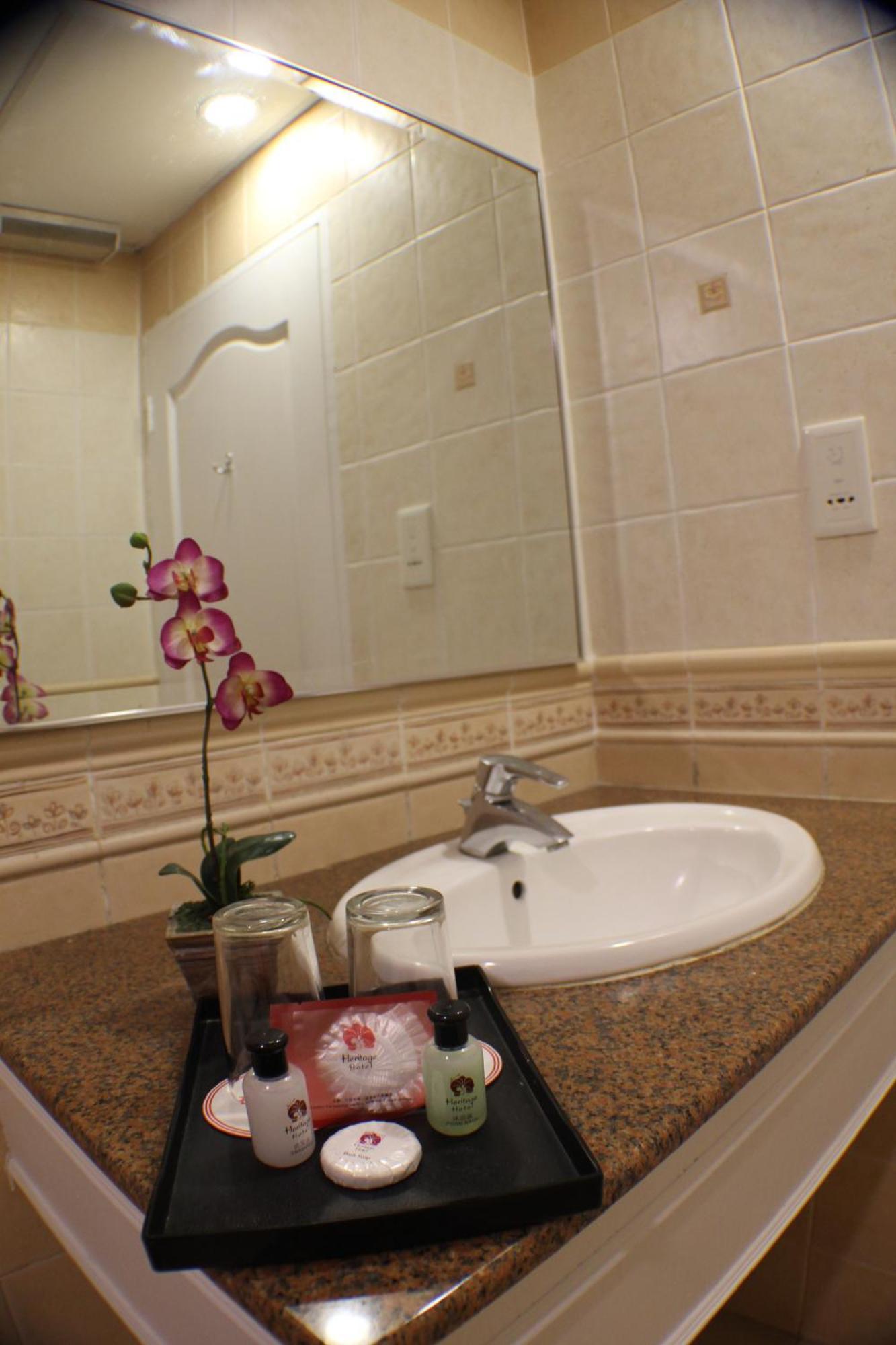 Heritage Hotel Тавау Экстерьер фото