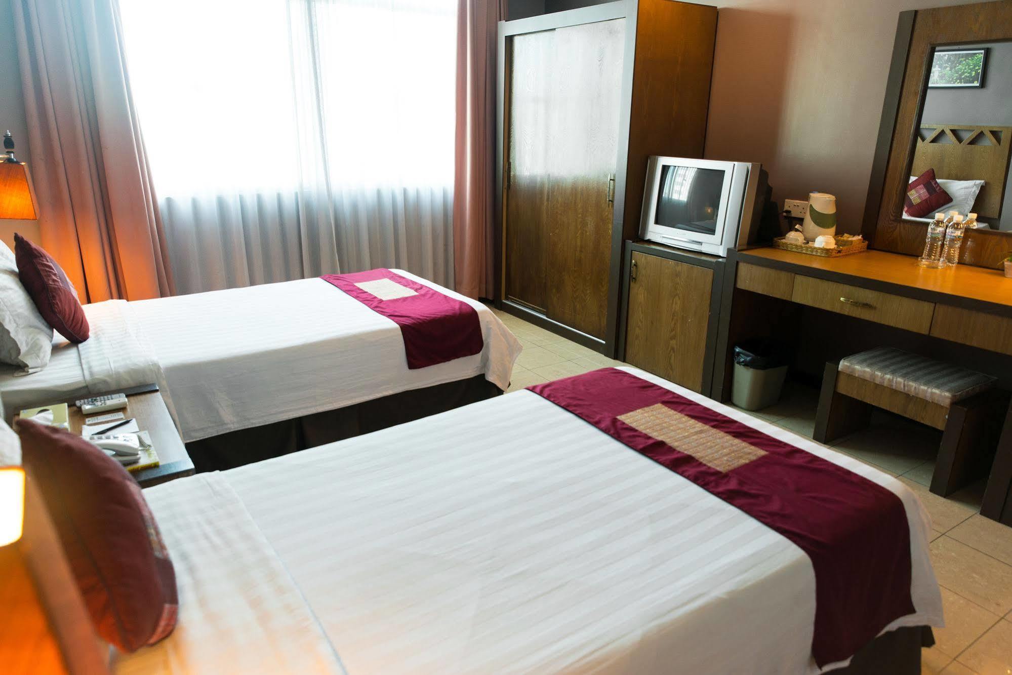 Heritage Hotel Тавау Экстерьер фото